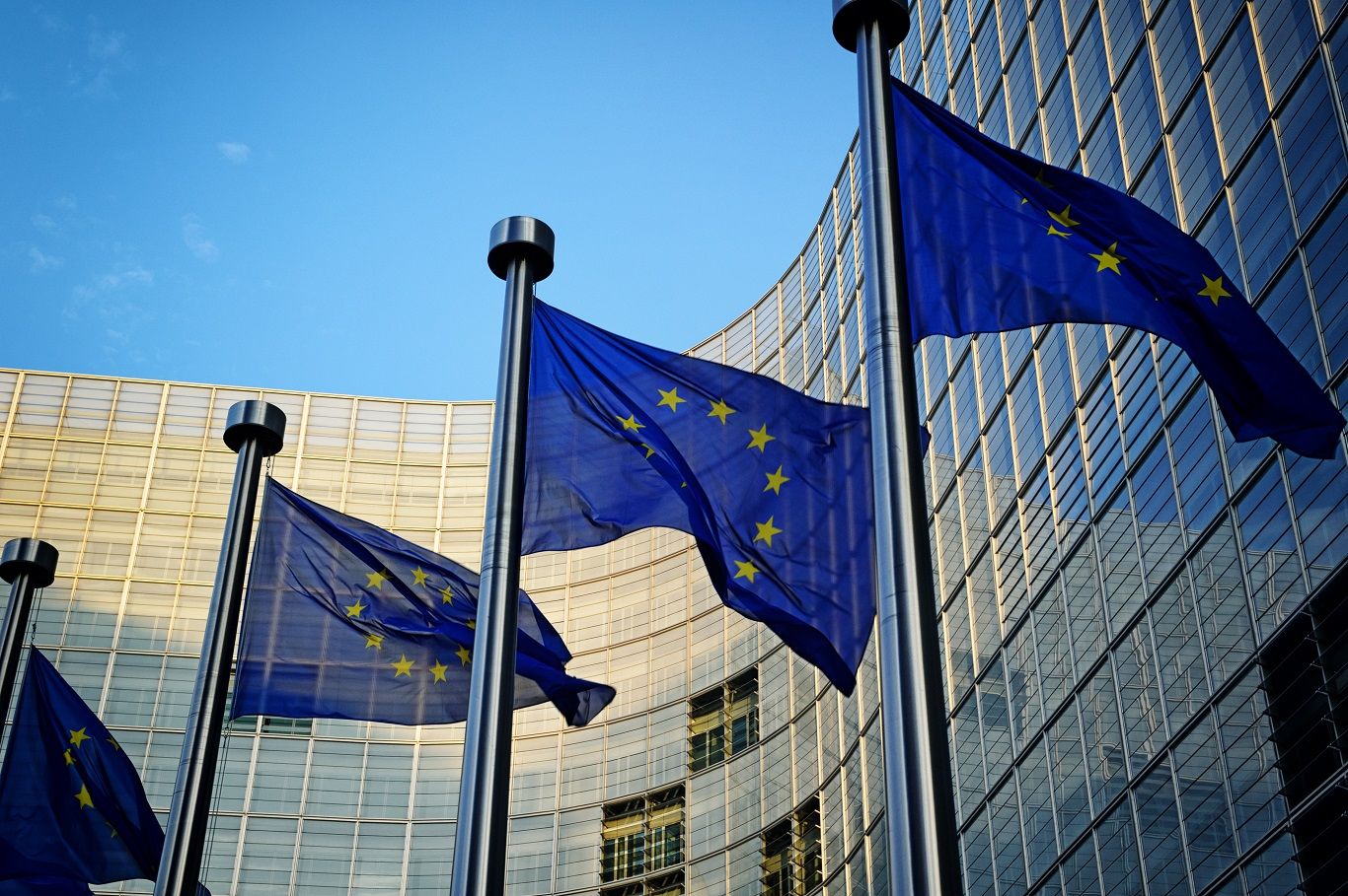 European Commission publishes sustainable finance reports