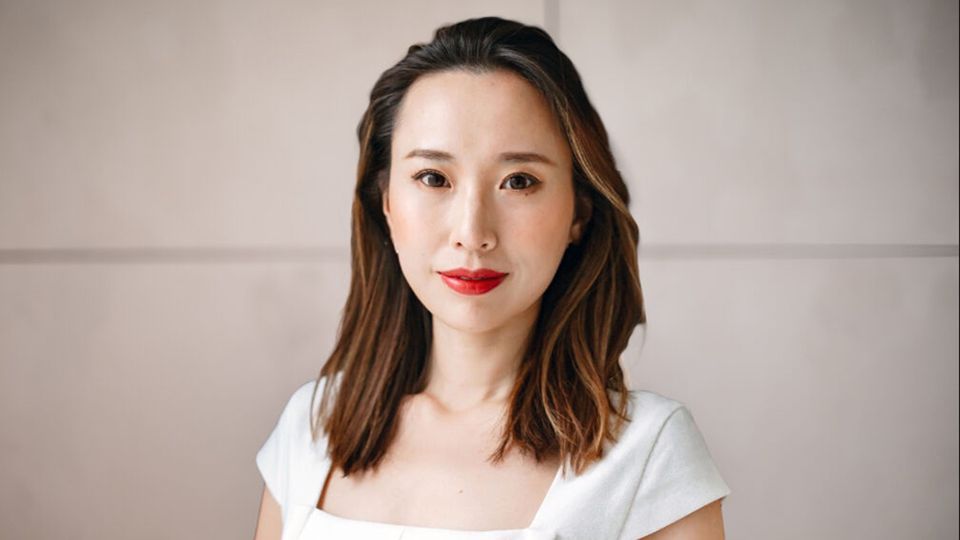 Fenglin Zhao director in Bridges Fund Management's client and strategy development team