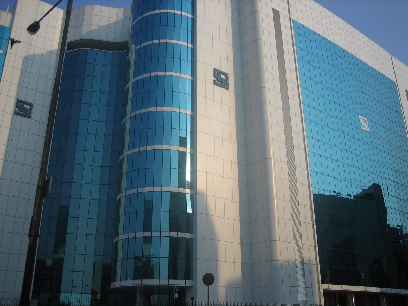 Sebi approves ESG framework for funds, companies and ratings agencies