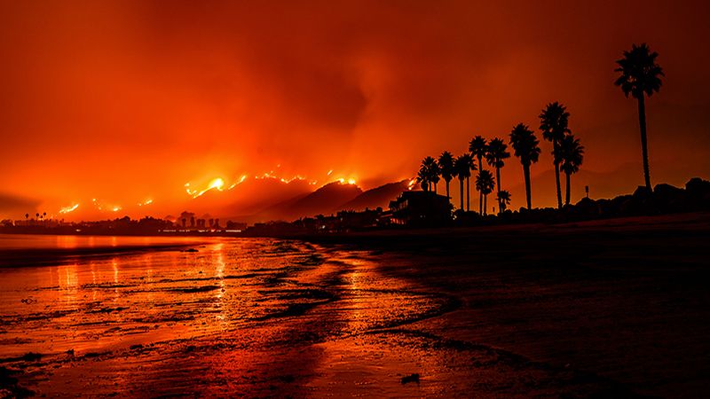Photo of the Tomas Fire taken from a Santa Barbara beach.